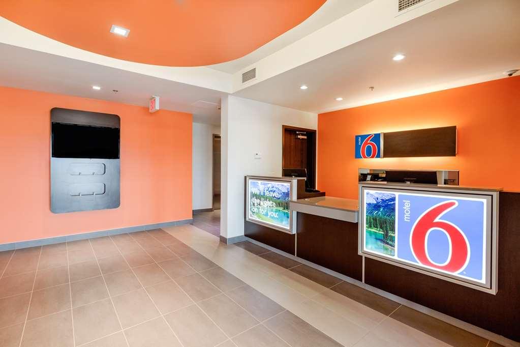 Motel 6 Airdrie Wnętrze zdjęcie