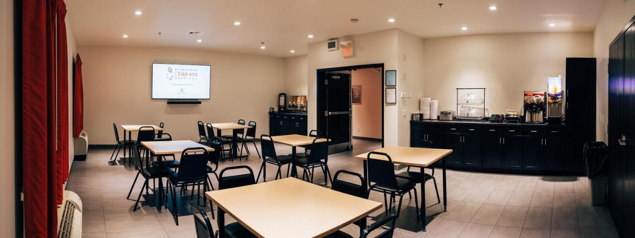 Motel 6 Airdrie Zewnętrze zdjęcie